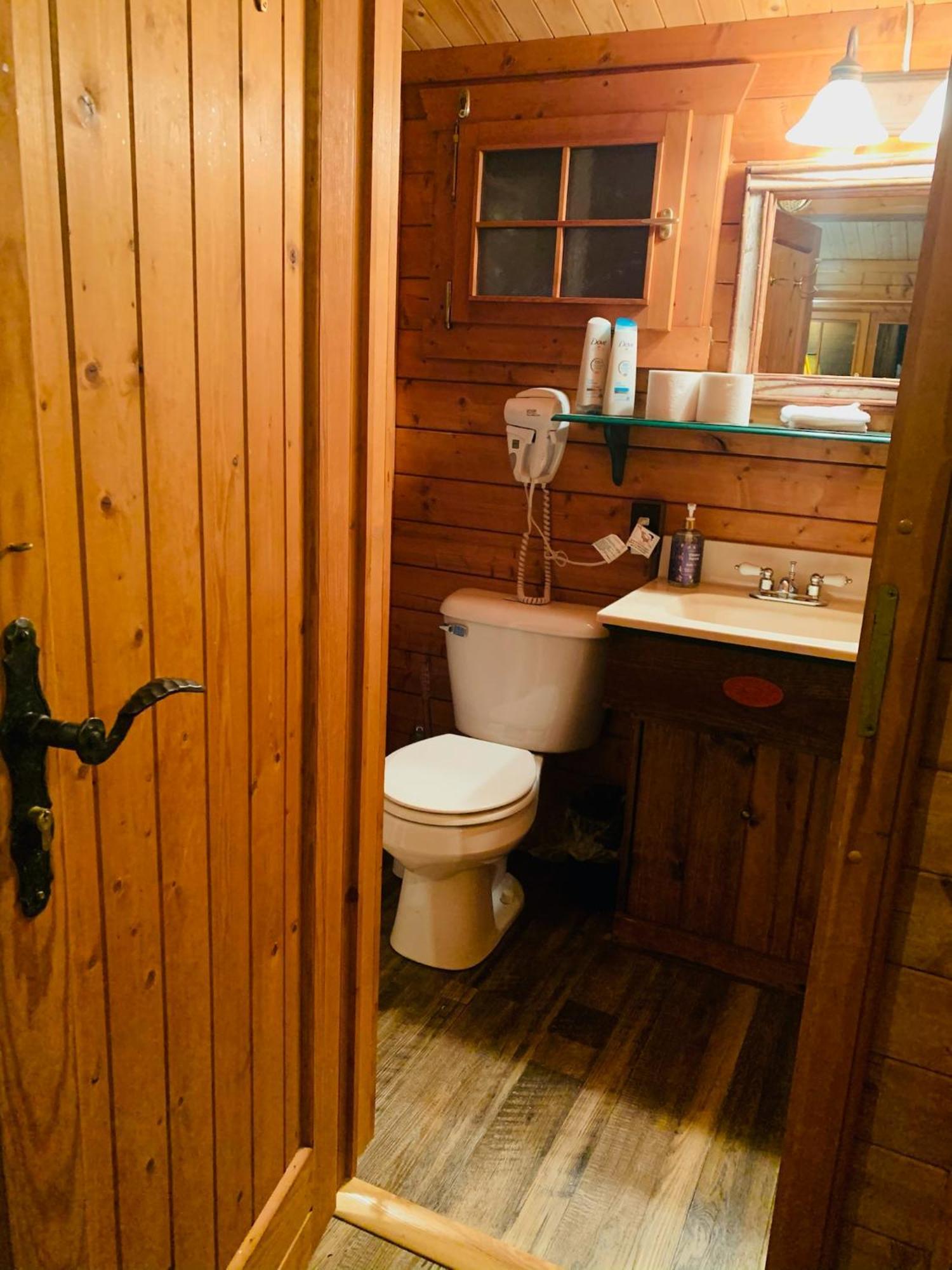 הייוורד Fancy Fireflies Cabin מראה חיצוני תמונה